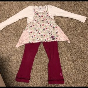 Kids play outfit, 6 yo. Naartjie Kids.